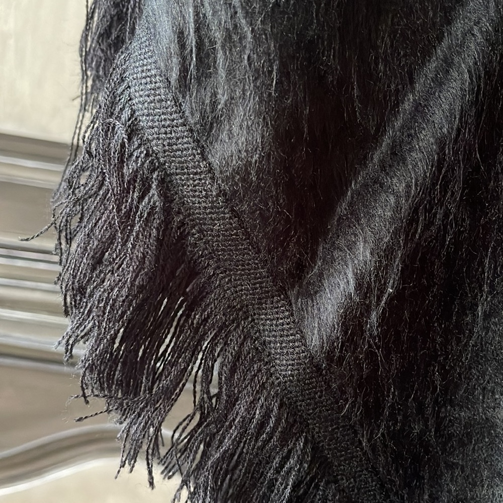 Soft Wool Wrap - image 5